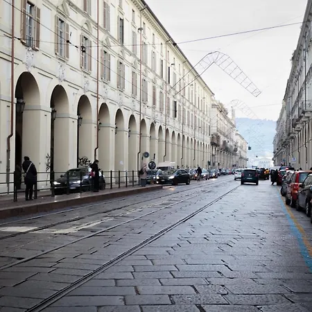 Apartment Renovated 3 Bedroom In The Center *