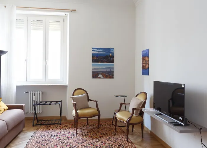 Apartment Renovated 3 Bedroom In The Center